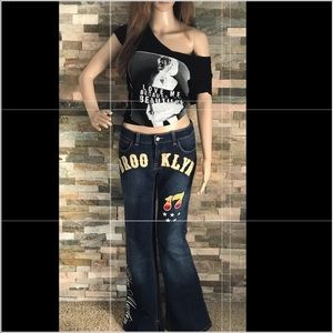 Super stylish jeans with 70’s vibe